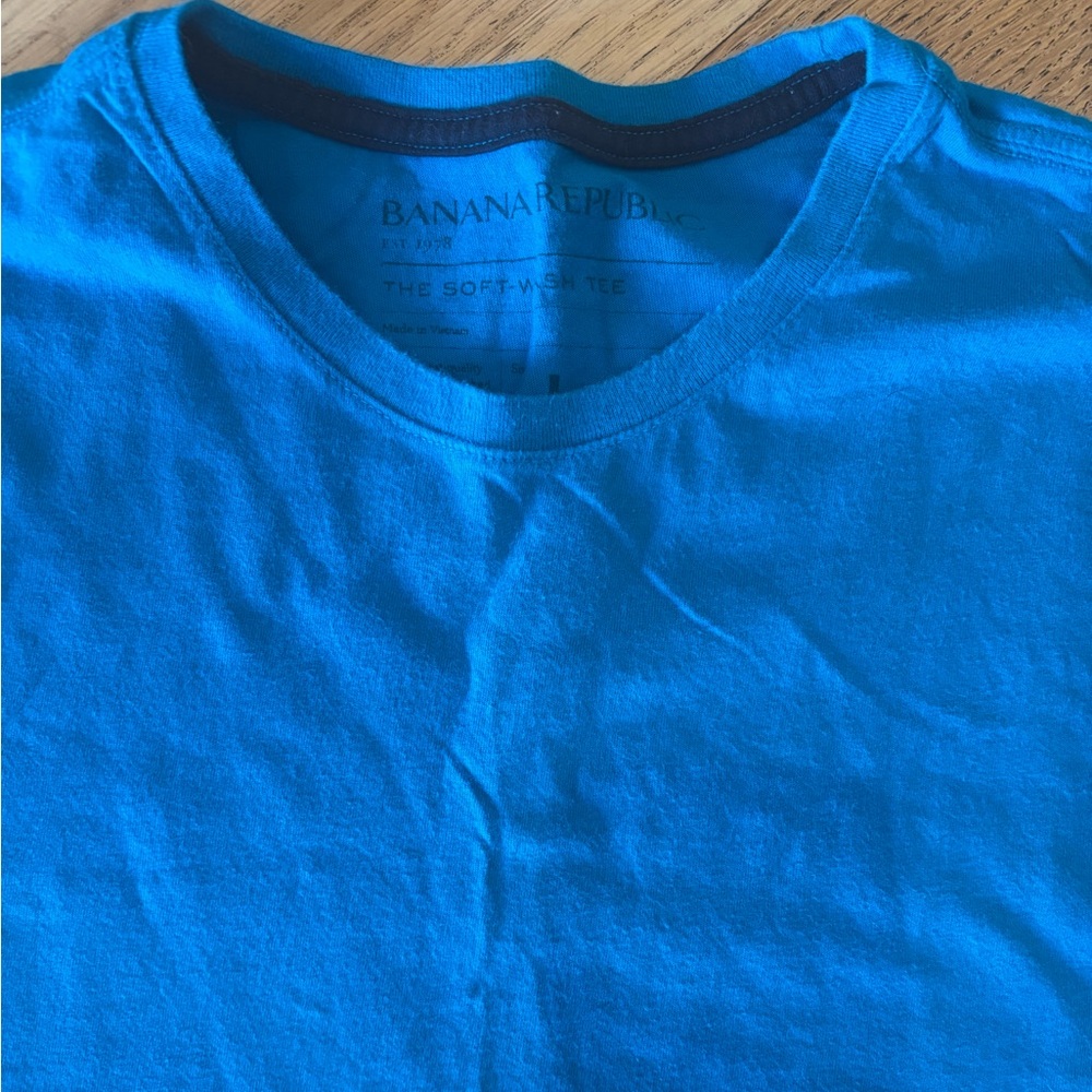 Men’s Banana Republic Soft Wash T-Shirt - Picture 3 of 4